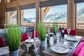 Chalet 6 rooms 250 m² in Ceyssat, France