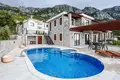 4 room house 260 m² in Marovici, Montenegro