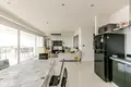 Mieszkanie 2 pokoi 111 m² Karon, Tajlandia
