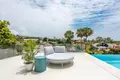 5-Schlafzimmer-Villa 736 m² Marbella, Spanien