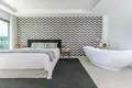 Haus 5 Schlafzimmer 465 m² Estepona, Spanien