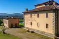 Commercial property 870 m² in Arezzo, Italy