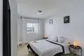 2 bedroom apartment 99 m² Marbella, Spain