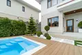 5 room house 200 m² Lymanka, Ukraine