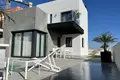 Villa de tres dormitorios 175 m² Torrevieja, España