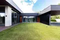 Ferienhaus 210 m² Marjaliva, Belarus