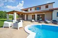 Villa de 4 dormitorios 210 m² Rabac, Croacia