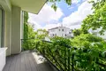Commercial property 3 rooms 86 m² in Warsaw, Poland