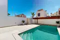 4-Zimmer-Villa 300 m² Almoradi, Spanien