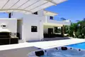 Вилла 4 спальни 300 м² Айя-Напа, Кипр