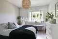 4 bedroom apartment 104 m² Helsinki sub-region, Finland