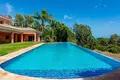 6 bedroom villa 737 m² Fuengirola, Spain