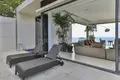 Condo 3 bedrooms 414 m² Ban Kata, Thailand