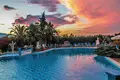 Hotel 900 m² in Neos Panteleimonas, Greece