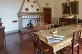 6-Zimmer-Villa 1 022 m² Florenz, Italien