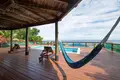 4 bedroom house 204 m² Calabash Bight, Honduras