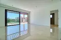 Mieszkanie 3 pokoi 125 m² Kouklia, Cypr