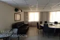 Oficina 14 habitaciones 404 m² en Ratamka, Belarús