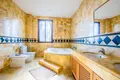 2 bedroom apartment 215 m² Bel Air, Spain