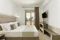 Hotel 730 m² in Nikiti, Greece