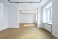 Commercial property 1 room 89 m² in Warsaw, Poland