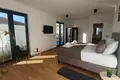 Вилла 4 спальни 310 м², Все страны