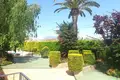5-Schlafzimmer-Villa 360 m² lAlfas del Pi, Spanien