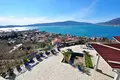 4-Schlafzimmer-Villa 308 m² Tivat, Montenegro