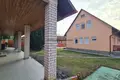 Dom 5 pokojów 205 m² Heviz, Węgry