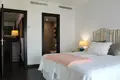Mieszkanie 3 pokoi 208 m² Marbella, Hiszpania