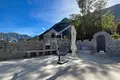 Casa 14 habitaciones 690 m² Stoliv, Montenegro