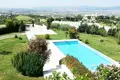 House 12 rooms 600 m² Agia Paraskevi, Greece