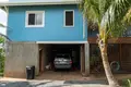 Casa 3 habitaciones 260 m² West Bay, Honduras