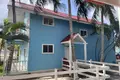 Casa 5 habitaciones 230 m² Thatch Point, Honduras
