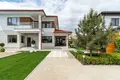Casa 5 habitaciones 200 m² Lymanka, Ucrania