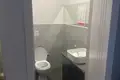 Pomieszczenie biurowe 2 pokoi 135 m² w Tbilisi, Gruzja