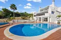 3-Schlafzimmer-Villa 327 m² Carvoeiro, Portugal