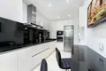 Mieszkanie 3 pokoi 143 m² Benahavis, Hiszpania