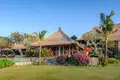 5-Schlafzimmer-Villa 1 407 m² Pecatu, Indonesien