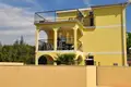 5 bedroom house 300 m² Lustica, Montenegro