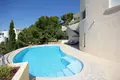 Villa de 4 dormitorios 320 m² Altea, España