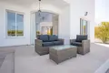 3 bedroom villa 164 000 m² in Peyia, Cyprus