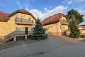 Commercial property 640 m² in Dunavarsany, Hungary