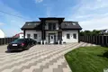 5 room house 200 m² Ueroem, Hungary