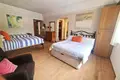 4-Schlafzimmer-Villa 550 m² lAlfas del Pi, Spanien