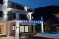Villa de 3 habitaciones 293 m² Radanovici, Montenegro