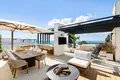 Stadthaus 4 Schlafzimmer 609 m² Marbella, Spanien