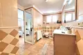 4-Schlafzimmer-Villa 243 m² Calp, Spanien