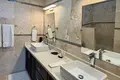 Condo 3 bedrooms 169 m² West Bay, Honduras