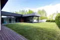 Ferienhaus 210 m² Marjaliva, Belarus